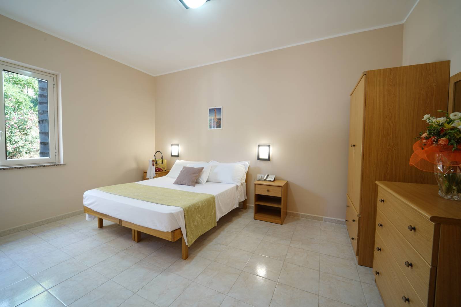 Property secondary Image 2