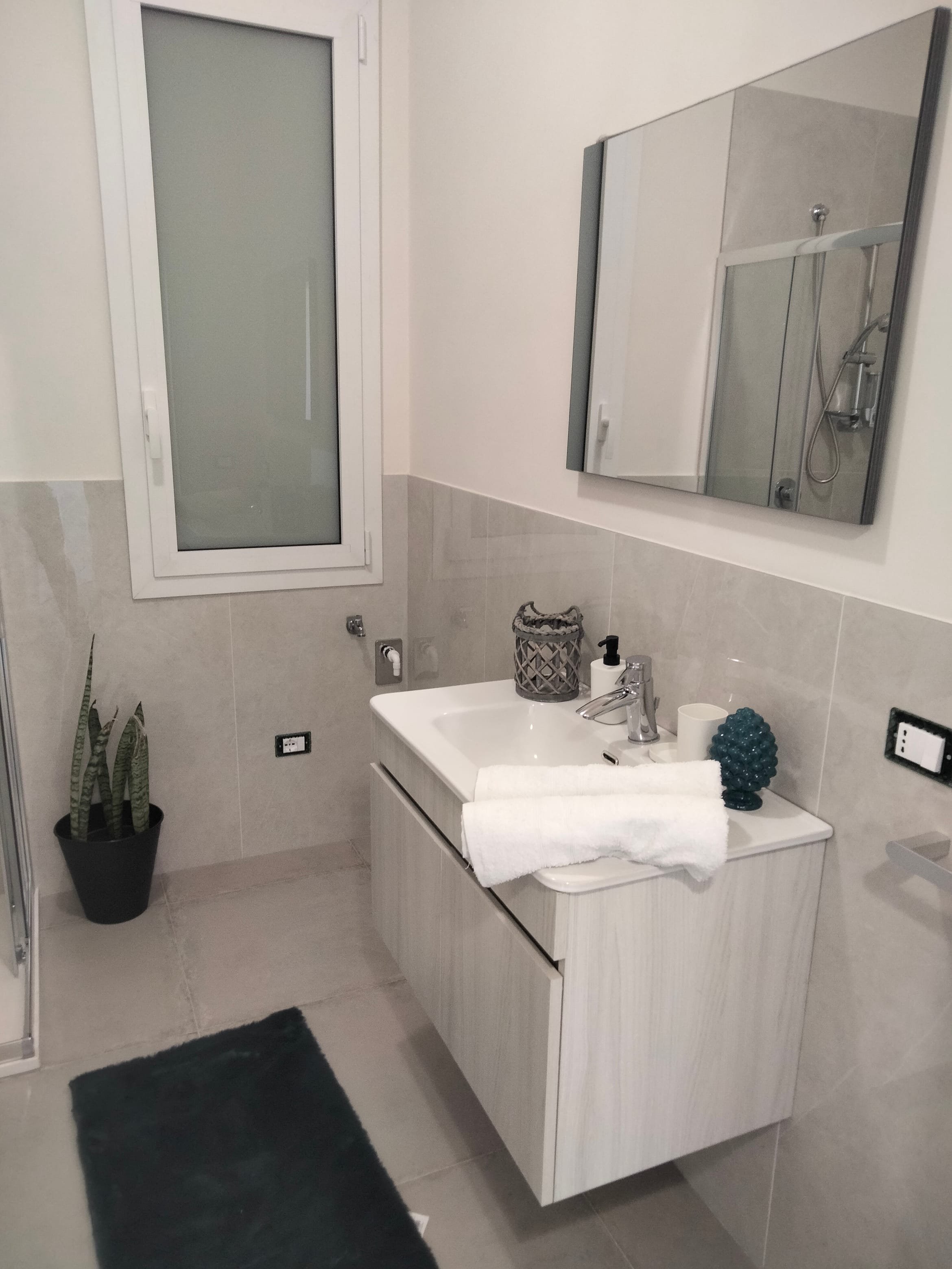 Property secondary Image 0