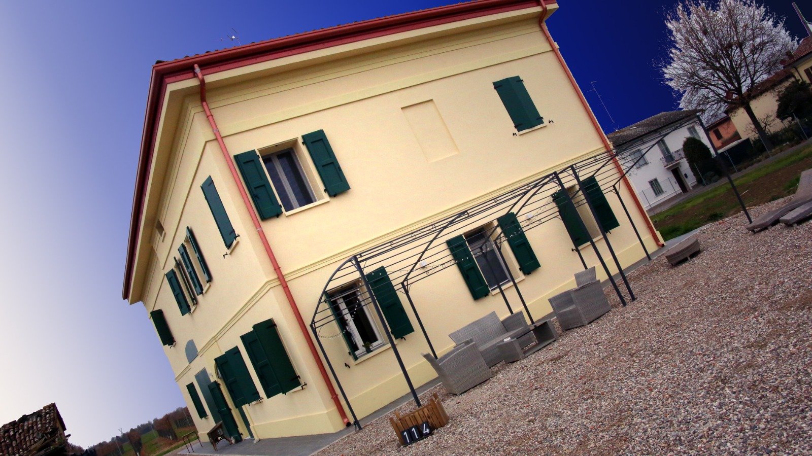 Property primary image